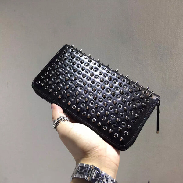 クリスチャン ルブタンコピー 　2015年春夏新作カーフスキン　ラウンドファスナー長財布PANETTONE WALLET CALF P/SPIKES/RING 1155016 B071